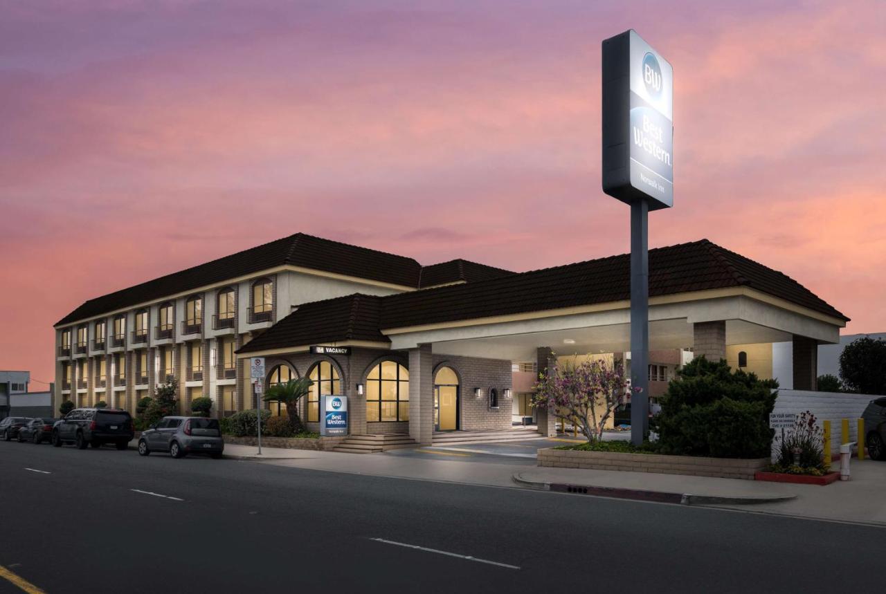 Best Western Norwalk Inn Exterior photo